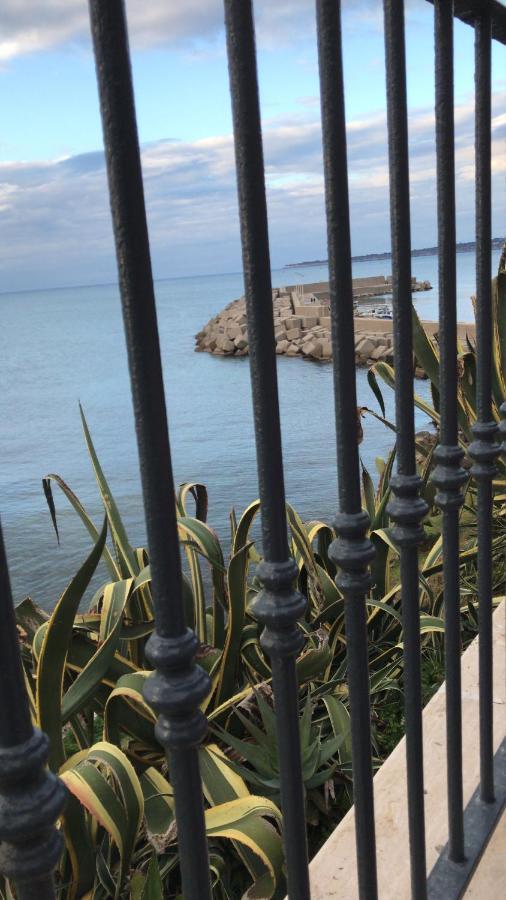 Casa Vacanze Marco Polo Vista Mare ترابيتو المظهر الخارجي الصورة